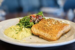 Salmon 300×200
